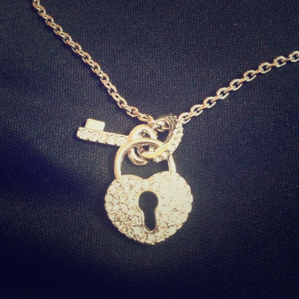 Swarovski crystal pave 'key to my heart' necklace